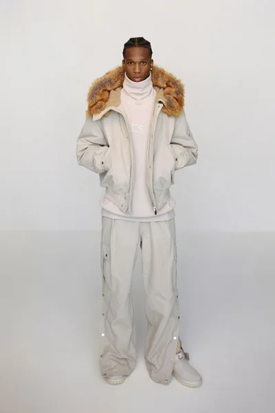 Look 48